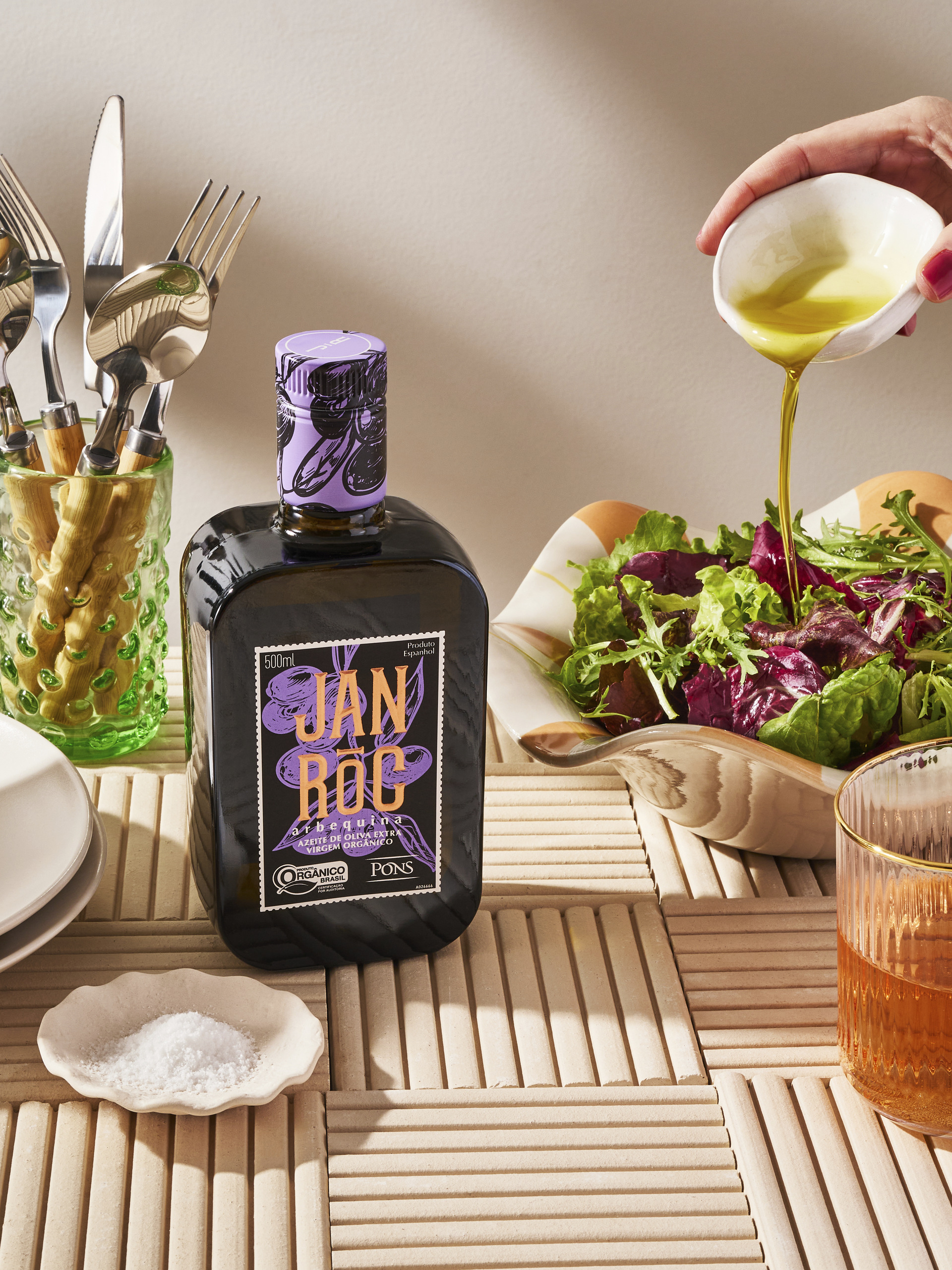 Olive oil product photography by Bruna Branco